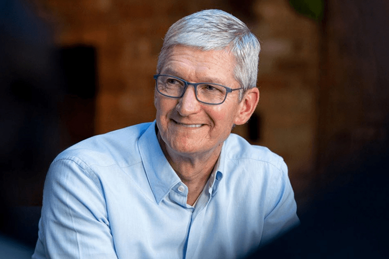 Tim Cook, Derde Soktu